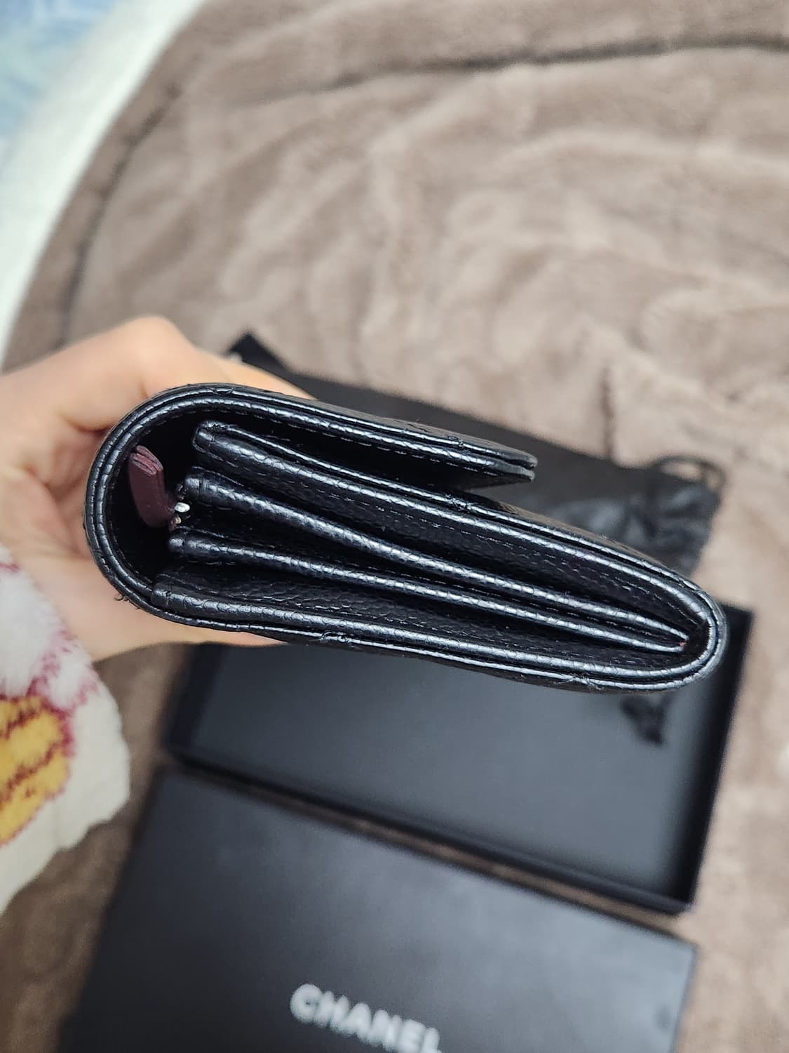 샤넬 캐비어 은장 퀼팅 장지갑(26번대, 정품감정서 있음) 상품이미지3