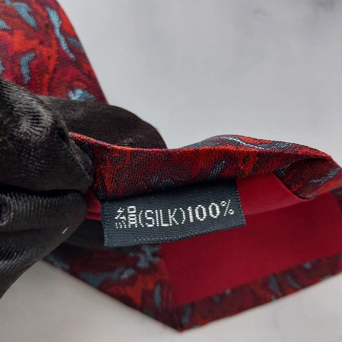 레인쿠스 실크 와인 자카드 패턴 넥타이 8.6cm A+등급 K1436
 상품이미지10