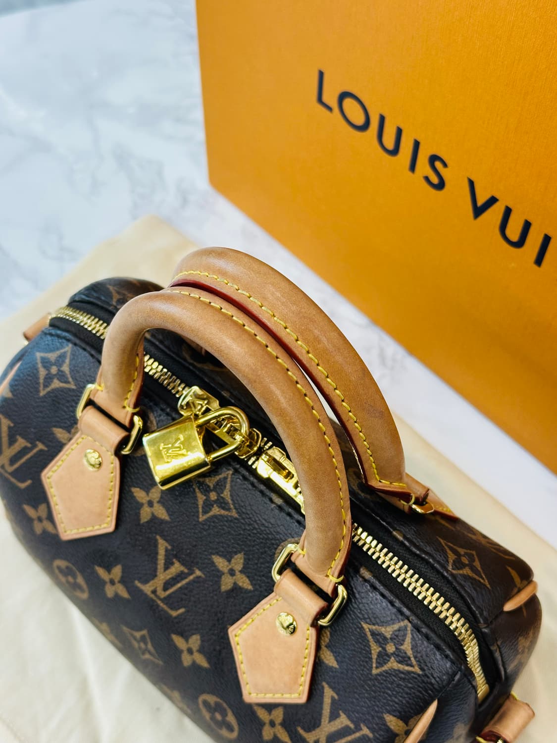 루이비통 스피디 20 모노그램 상품이미지7