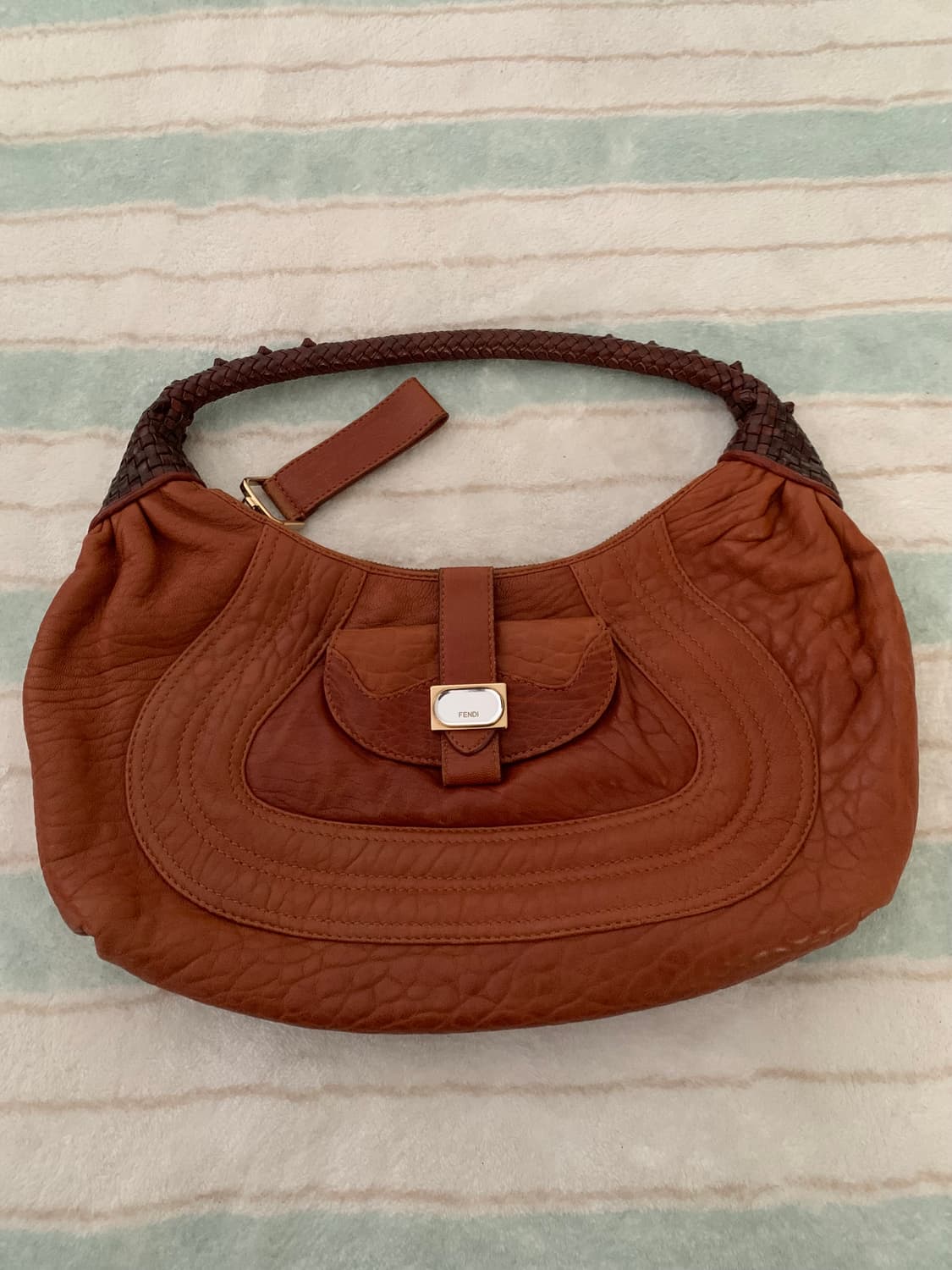 펜디 스파이백 숄더백 정품 상품이미지2