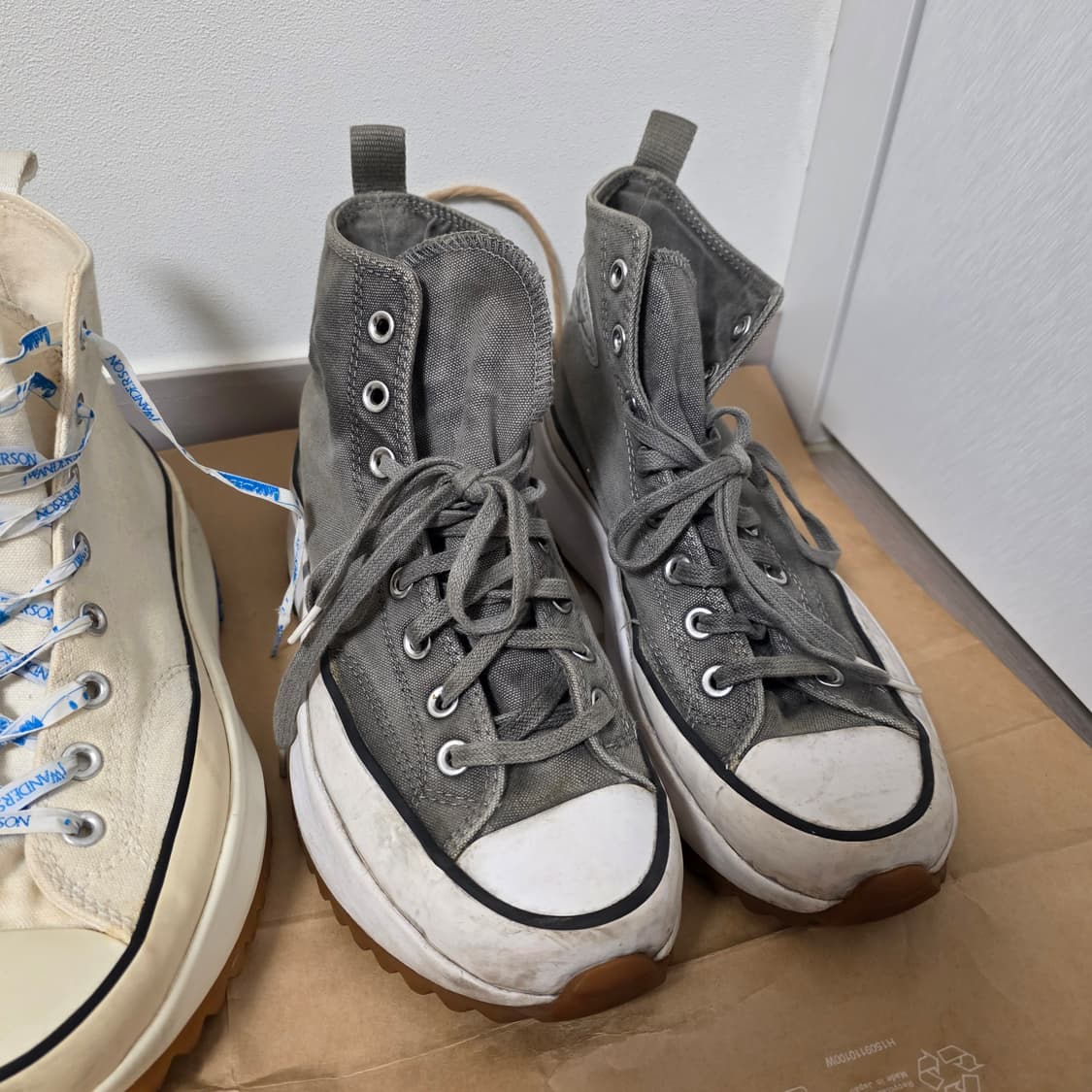(중고) 컨버스 x JW 앤더슨 런스타 하이크 하이 2개+스모크 280 상품이미지4