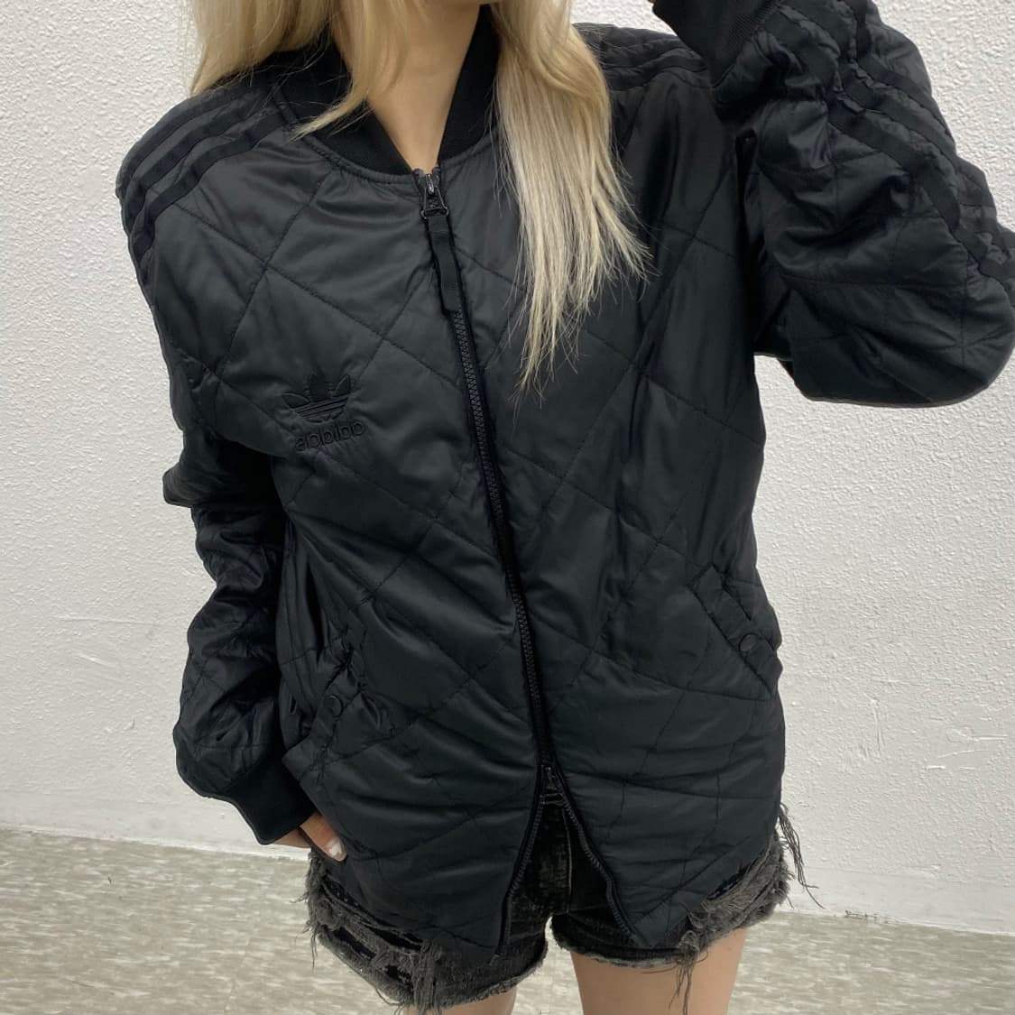 아디다스 블랙라인 퀄티드 패딩 105 상품이미지2