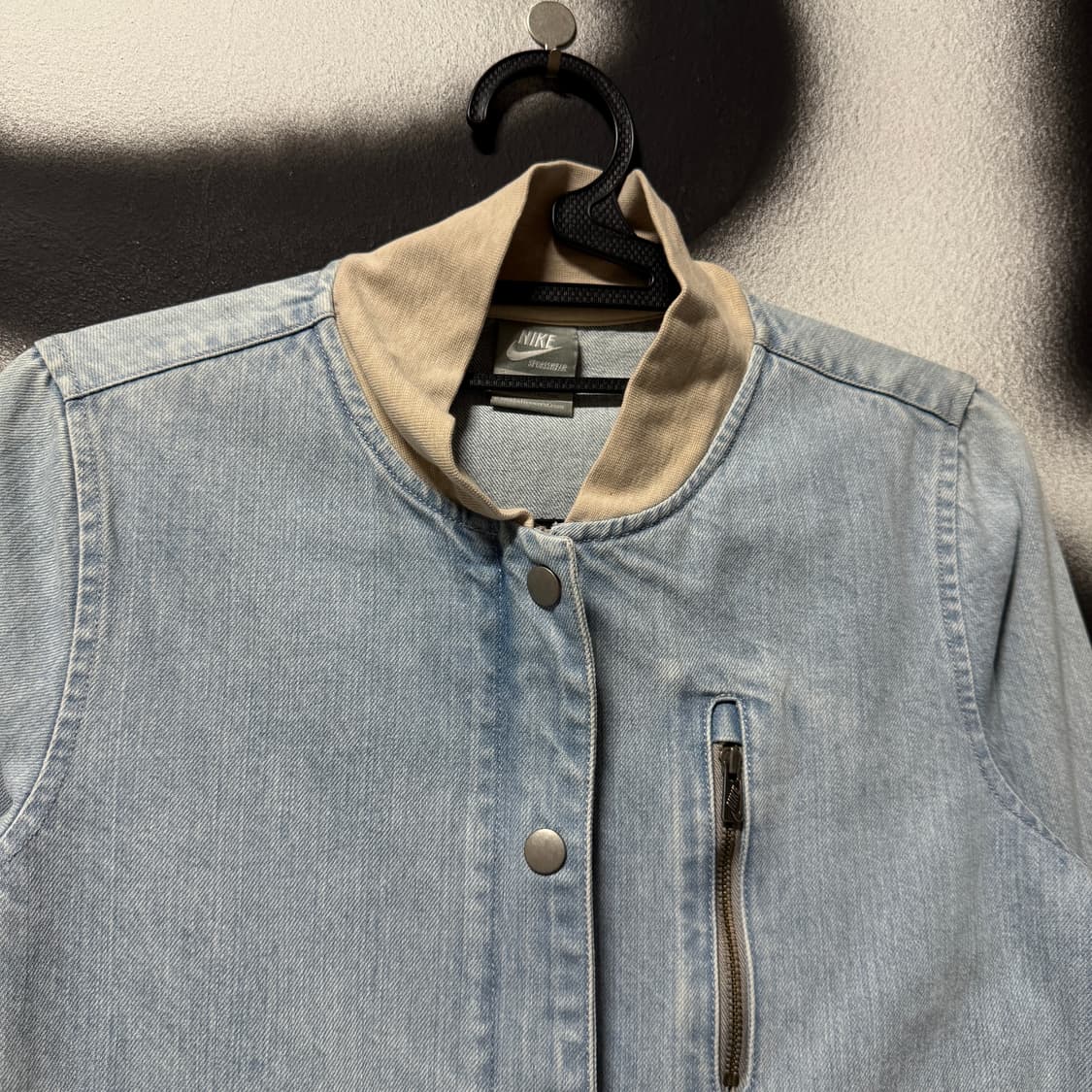 나이키 스몰 스우시 디트로이어 데님 블루종 자켓 상품이미지4