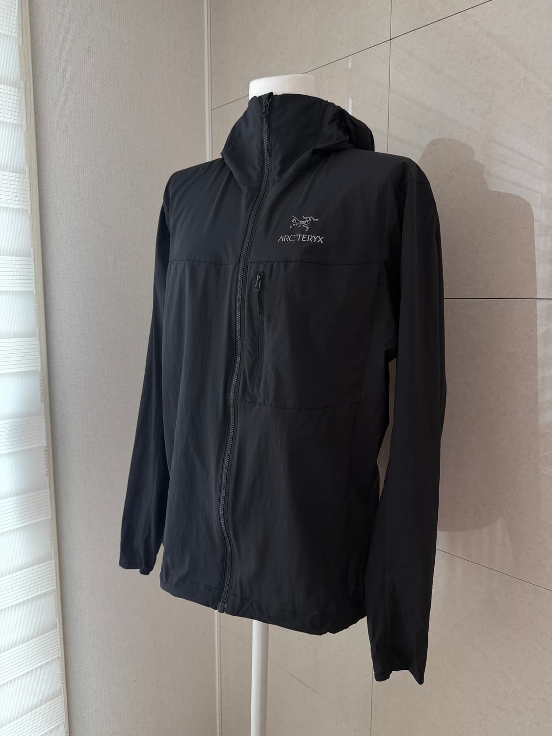 아크테릭스 스쿼미시 후드 블랙 바람막이 자켓 M 상품이미지2
