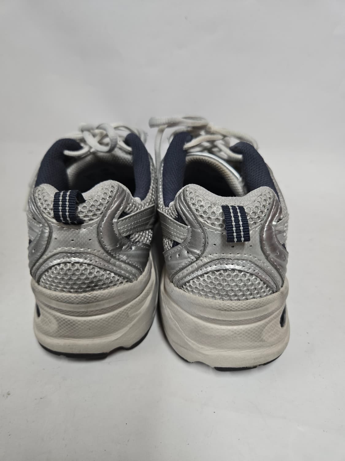 뉴발란스 530 실버 운동화 240mm 상품이미지4