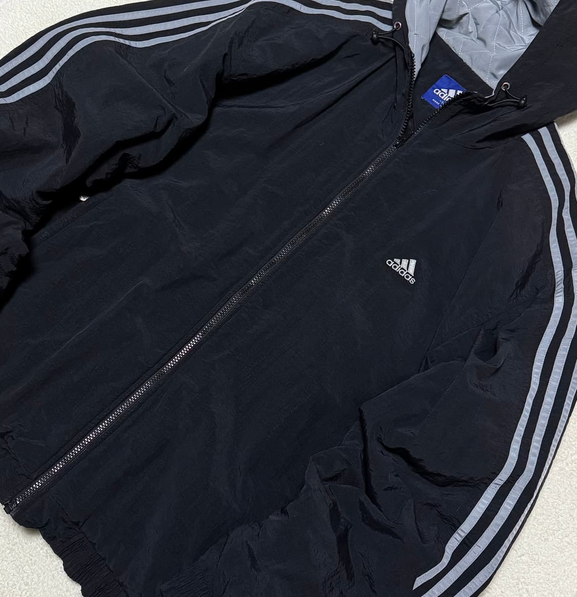 아디다스 블랙 그레이 누빔 점퍼 상품이미지5