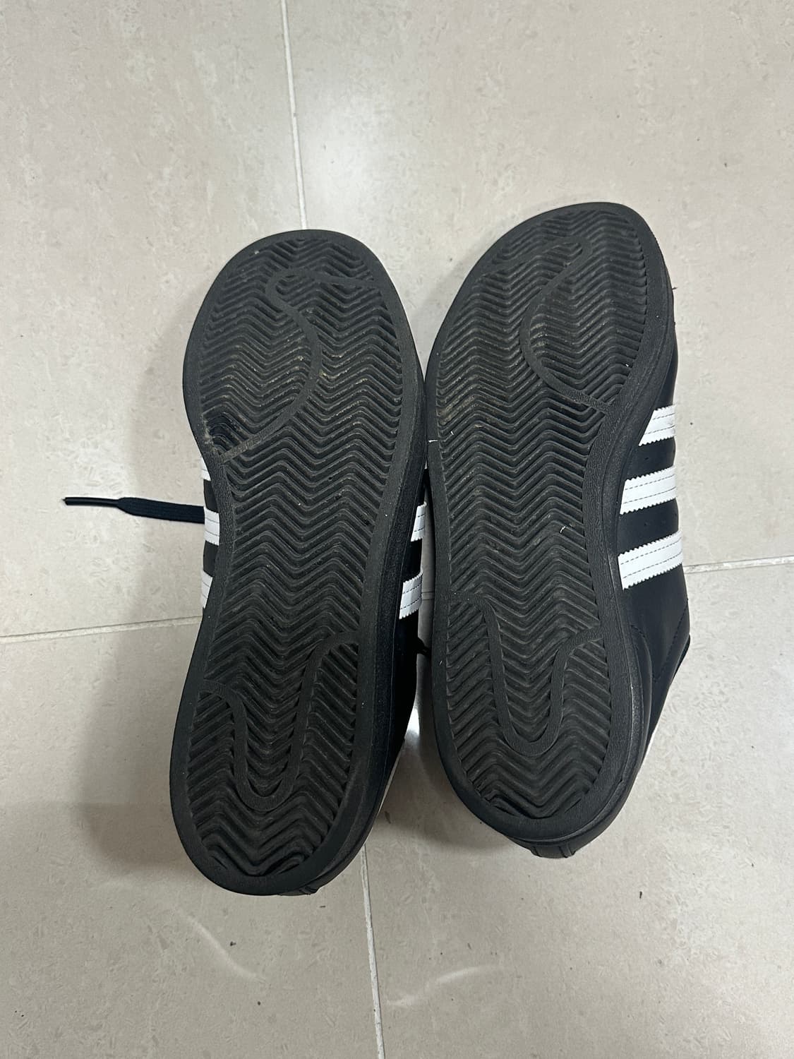 아디다스 슈퍼스타 코어 블랙 화이트 280 상품이미지4