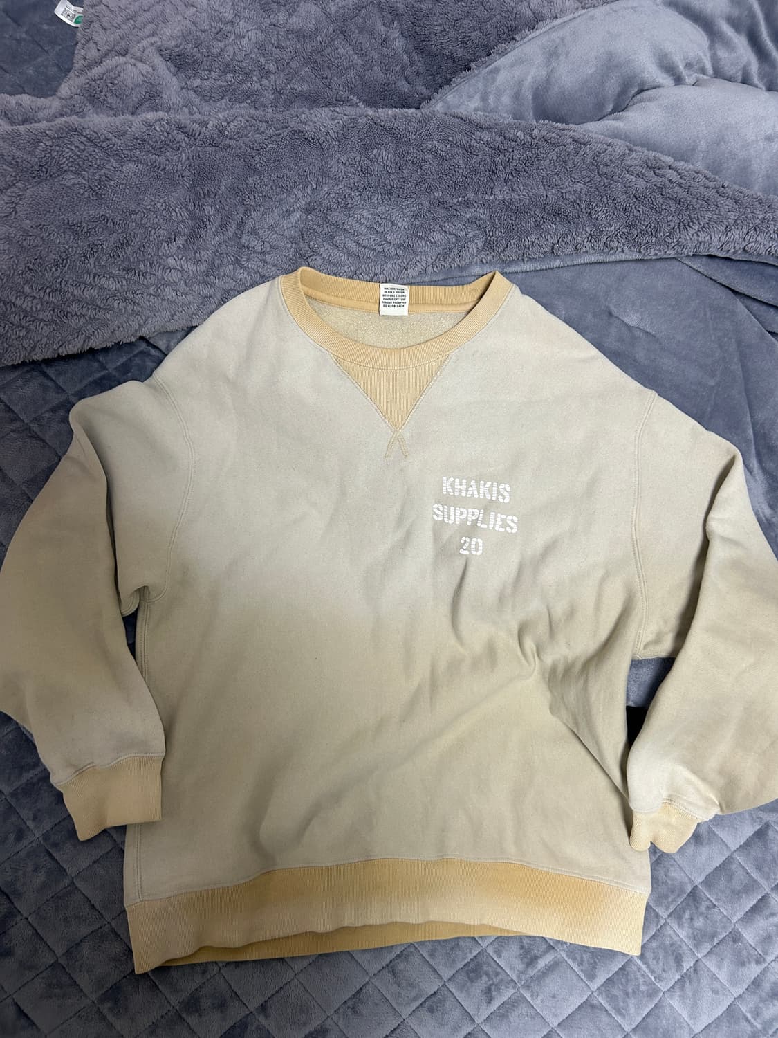 KHAKIS 맨투맨 3사이즈 L 상품이미지1