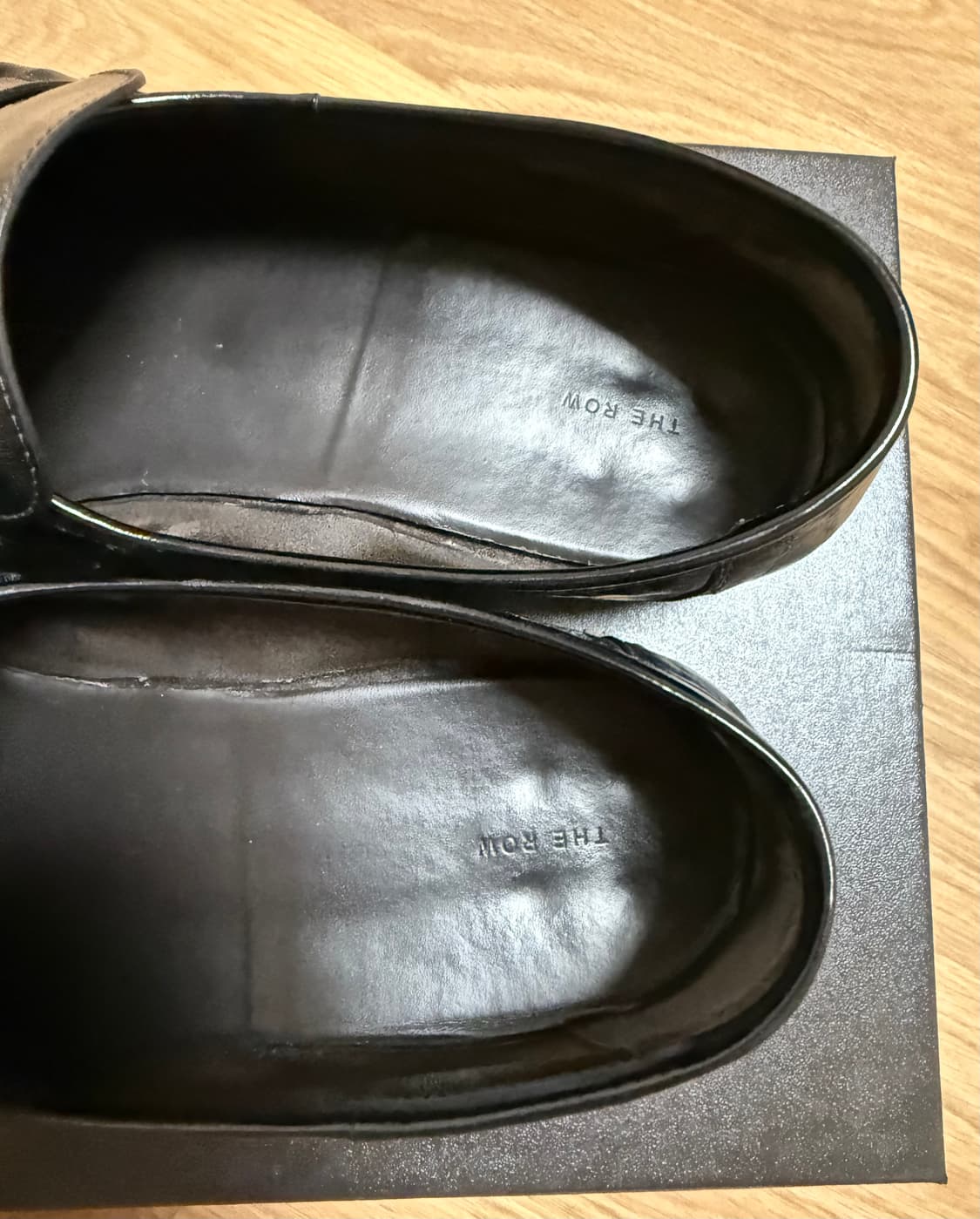 더로우 the row eel skin loafer 블랙 43.5사이즈 상품이미지5