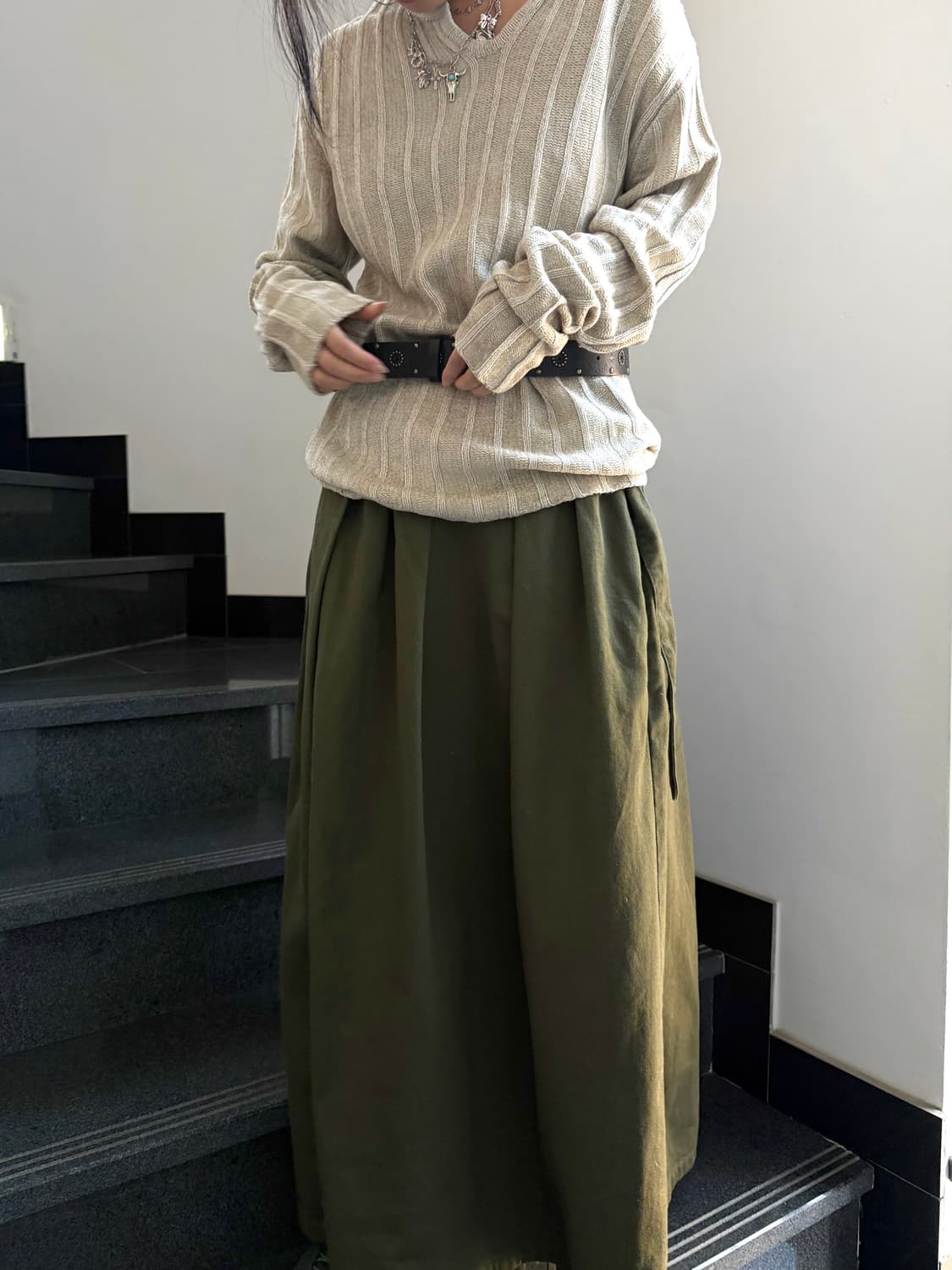 니코앤드 벨티드 카키 맥시 스커트 상품이미지4