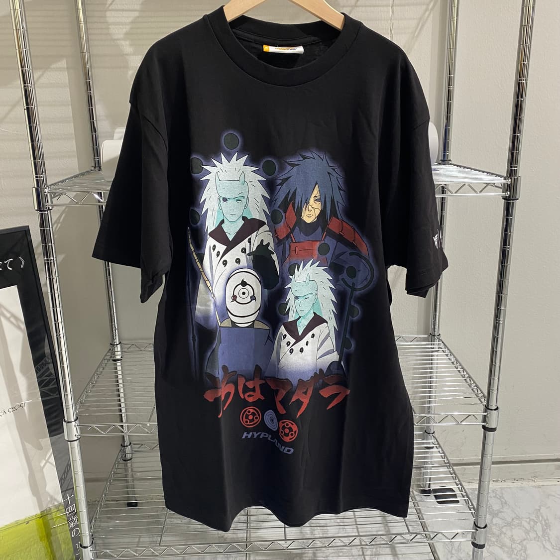 나루토 우치하 오피셜 애니메이션 티셔츠 상품이미지1