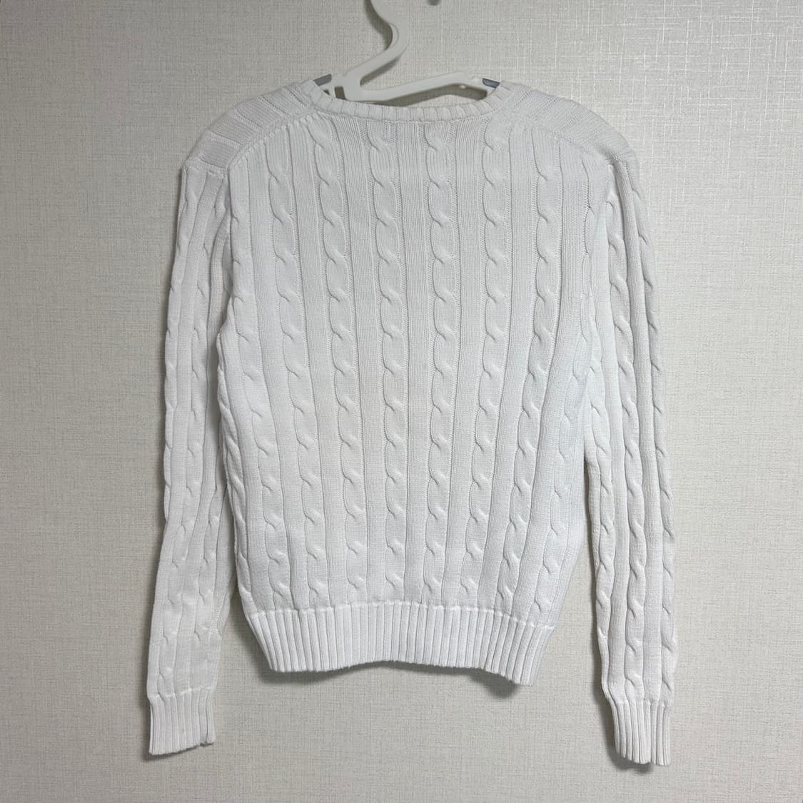 폴로 랄프로렌 신형 큐알 브이넥 꽈배기 니트 화이트 XS 상품이미지6