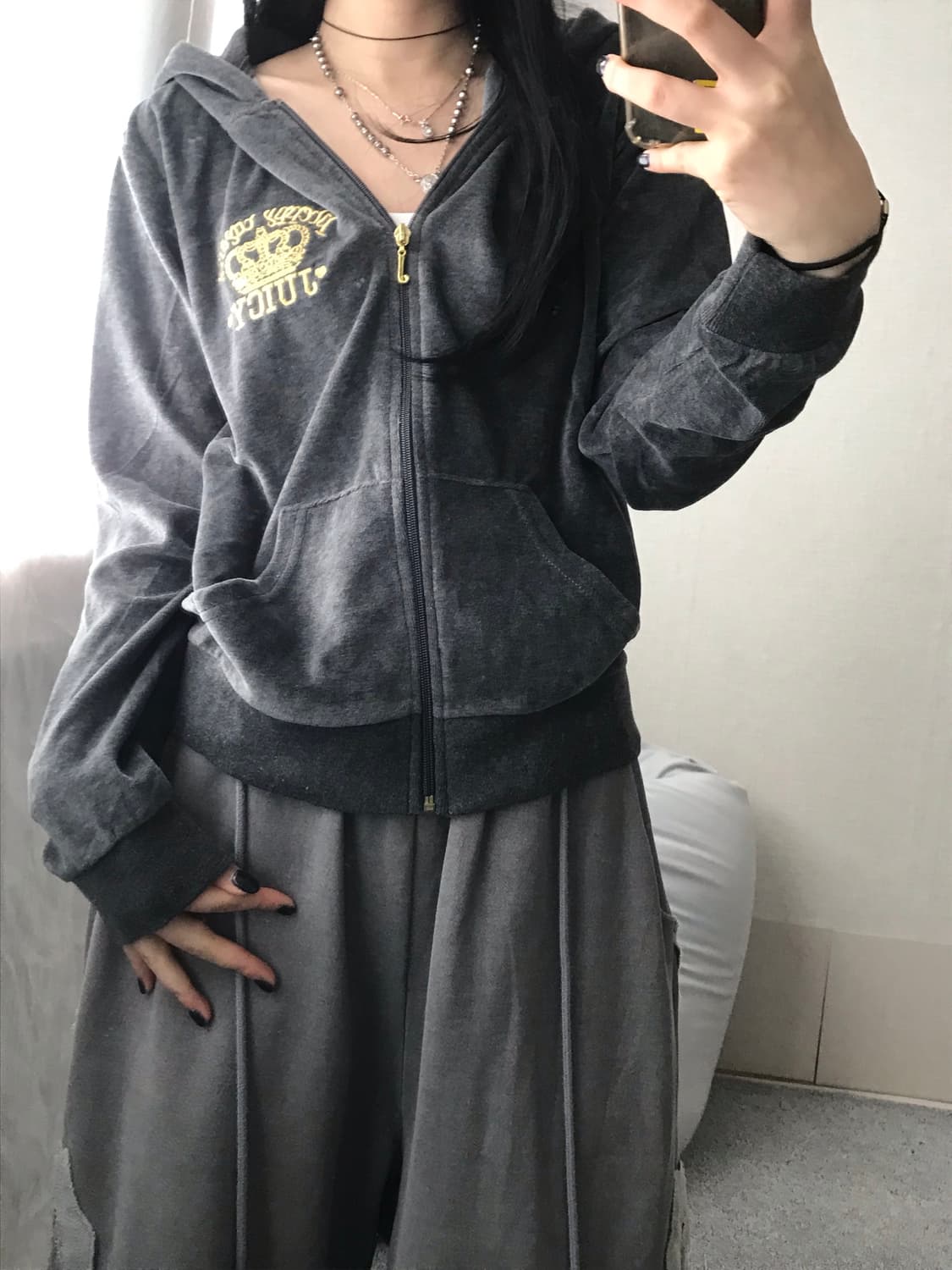 쥬씨꾸뛰르 그레이 벨벳 후드집업 상품이미지1