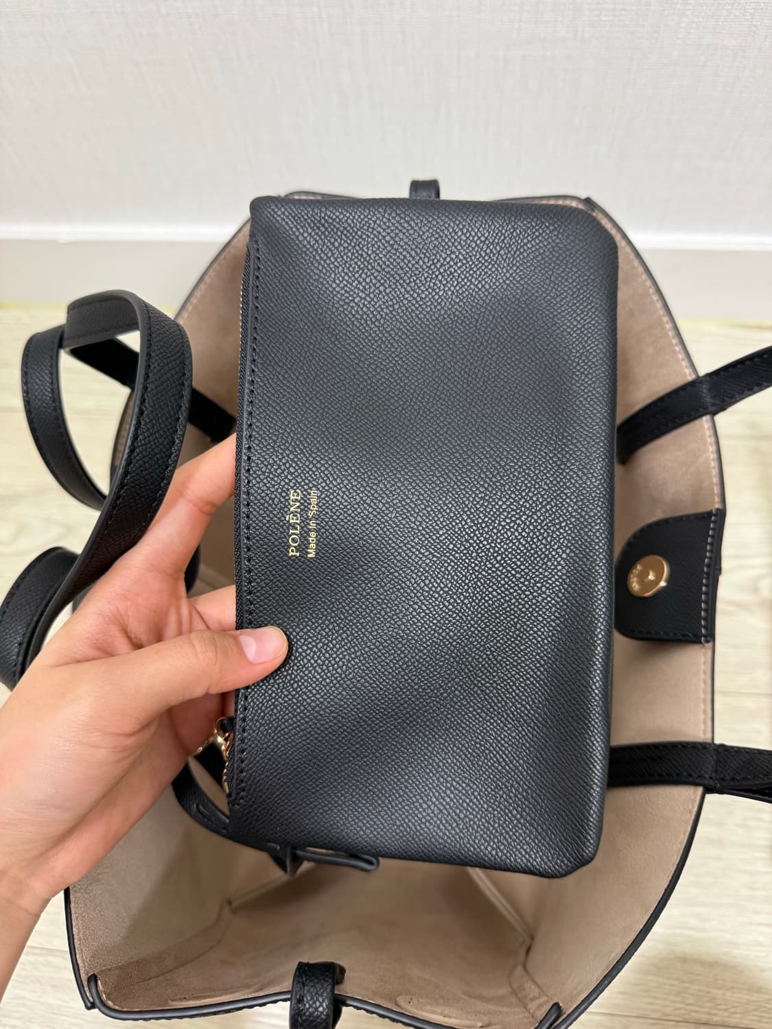 폴렌느 심 미니 블랙 토트백 상품이미지4