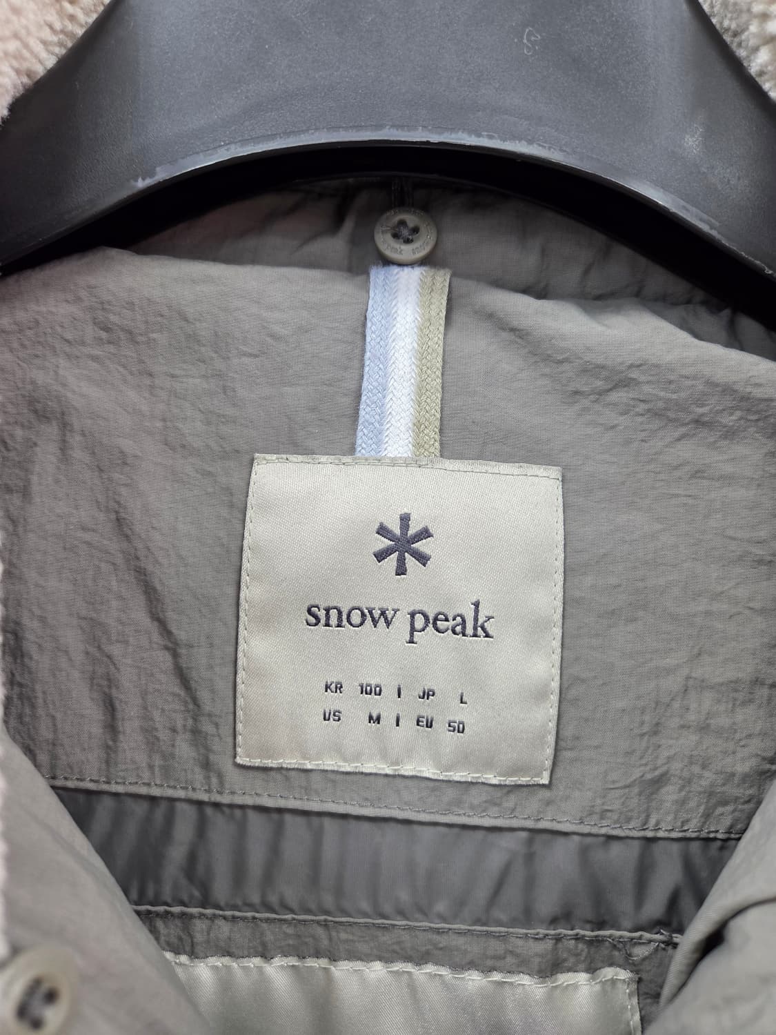 100 2024 스노우피크 카라 부클넥 헤비 다운패딩 상품이미지3