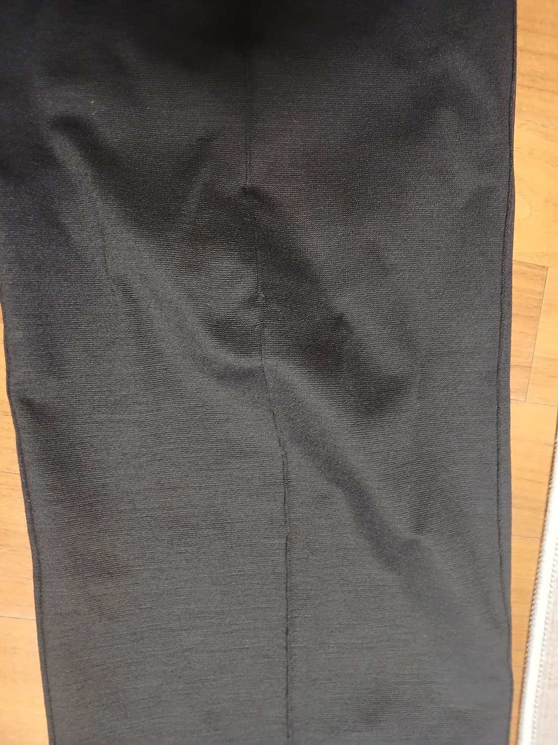 타임옴므 2025 모직 레이온 혼방 릴렉스핏 스트링팬츠88 (35) 상품이미지3