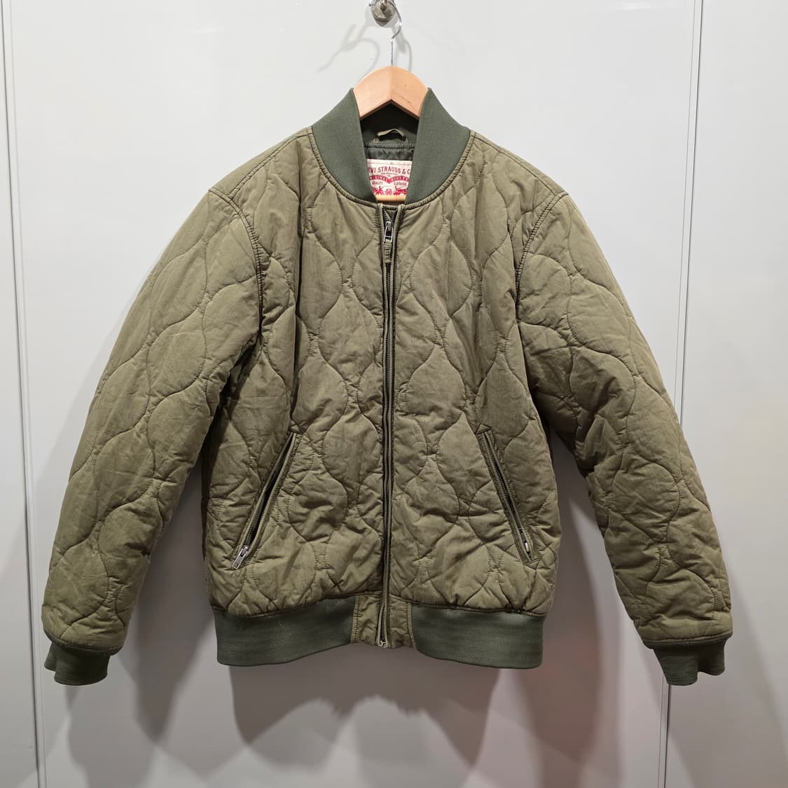 LEVIS 리바이스 퀼팅 봄버 재킷 상품이미지1