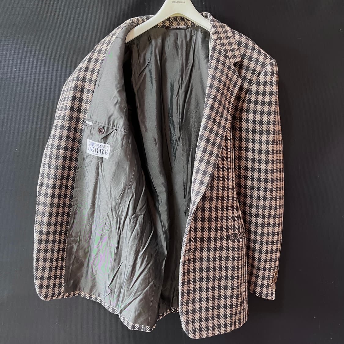 90s 지안프랑코 페레 뉴트럴체크 테일러드 자켓  상품이미지5