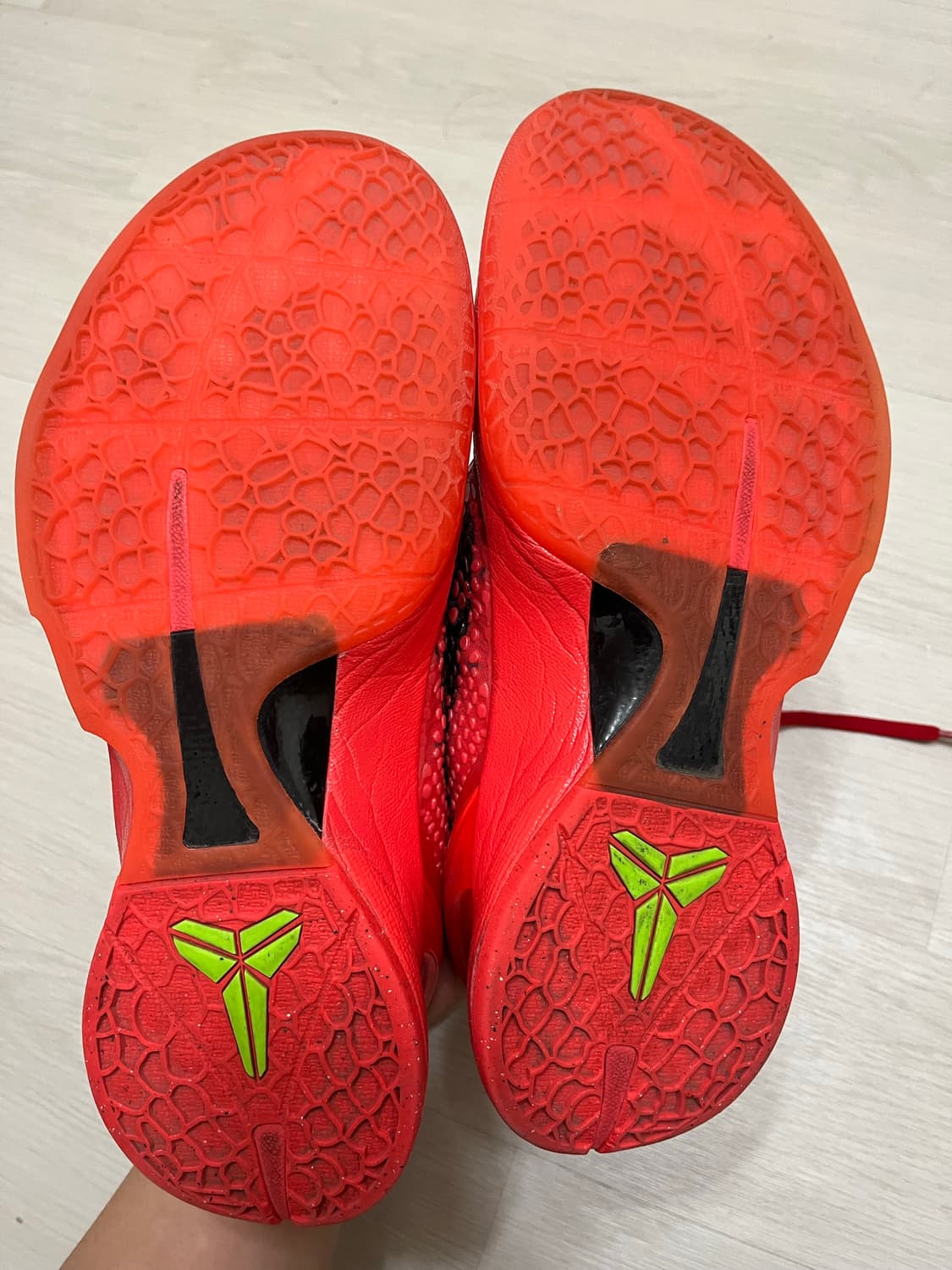 코비6 리버스그린치 상품이미지5