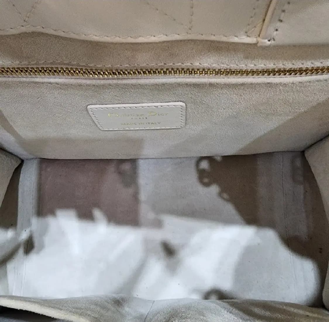 디올 북토트 스몰백 레더 라떼 25.06월 +이너백 상품이미지8