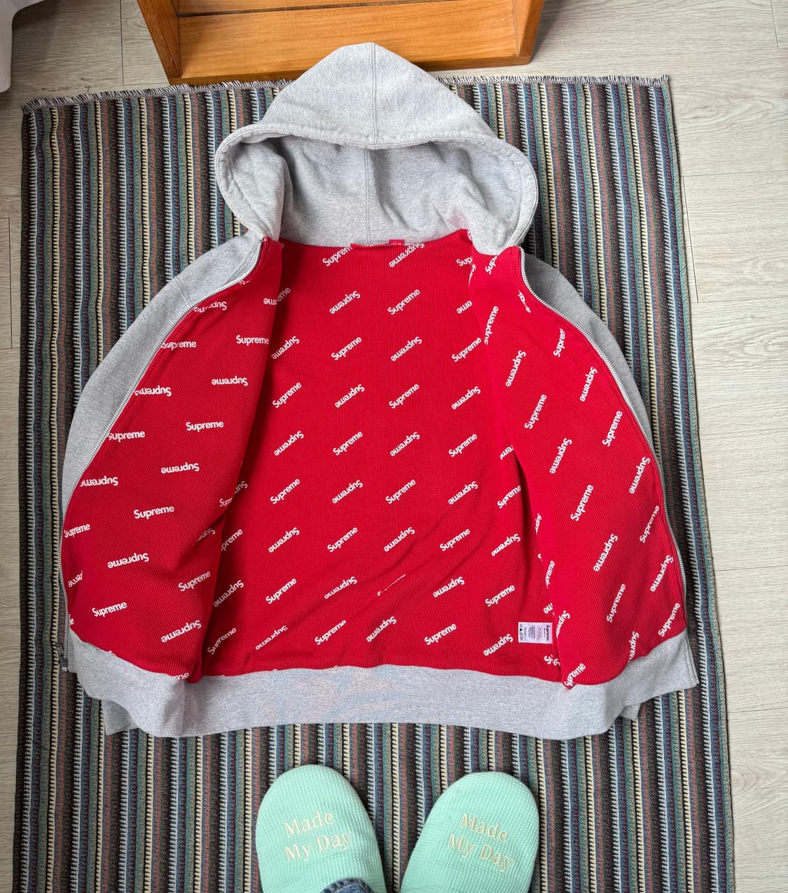 슈프림 스몰로고 후드집업 상품이미지3
