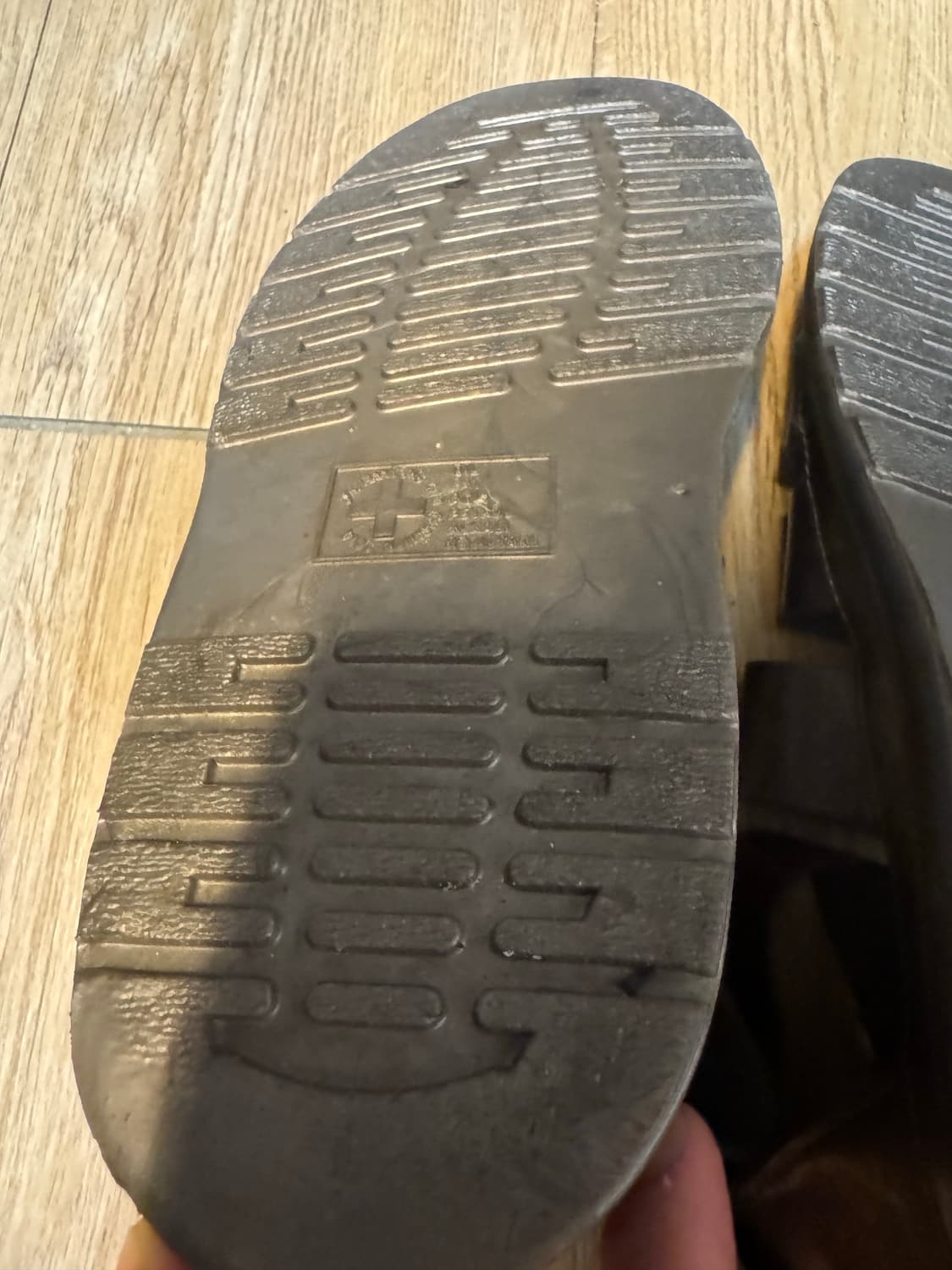 닥터마틴 샌들  상품이미지5