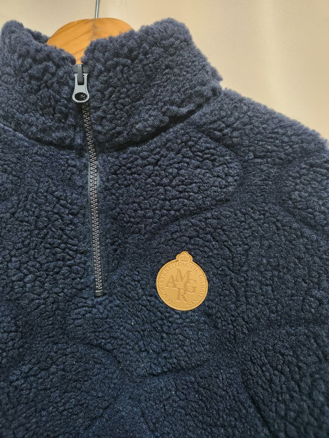 미착용급 맥파이로빈  네이비 쿼터집업 크롭 풀오버 상품이미지4