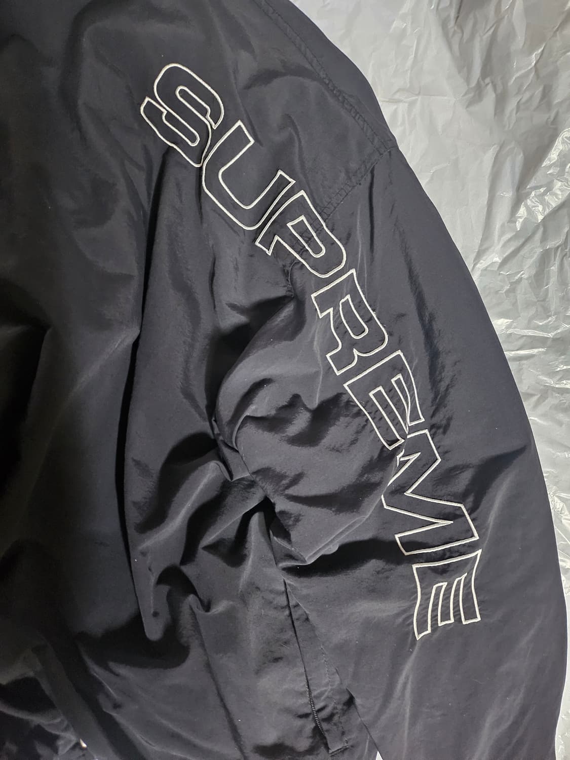 슈프림 스펠아웃 23FW 블랙 M사이즈 상품이미지4