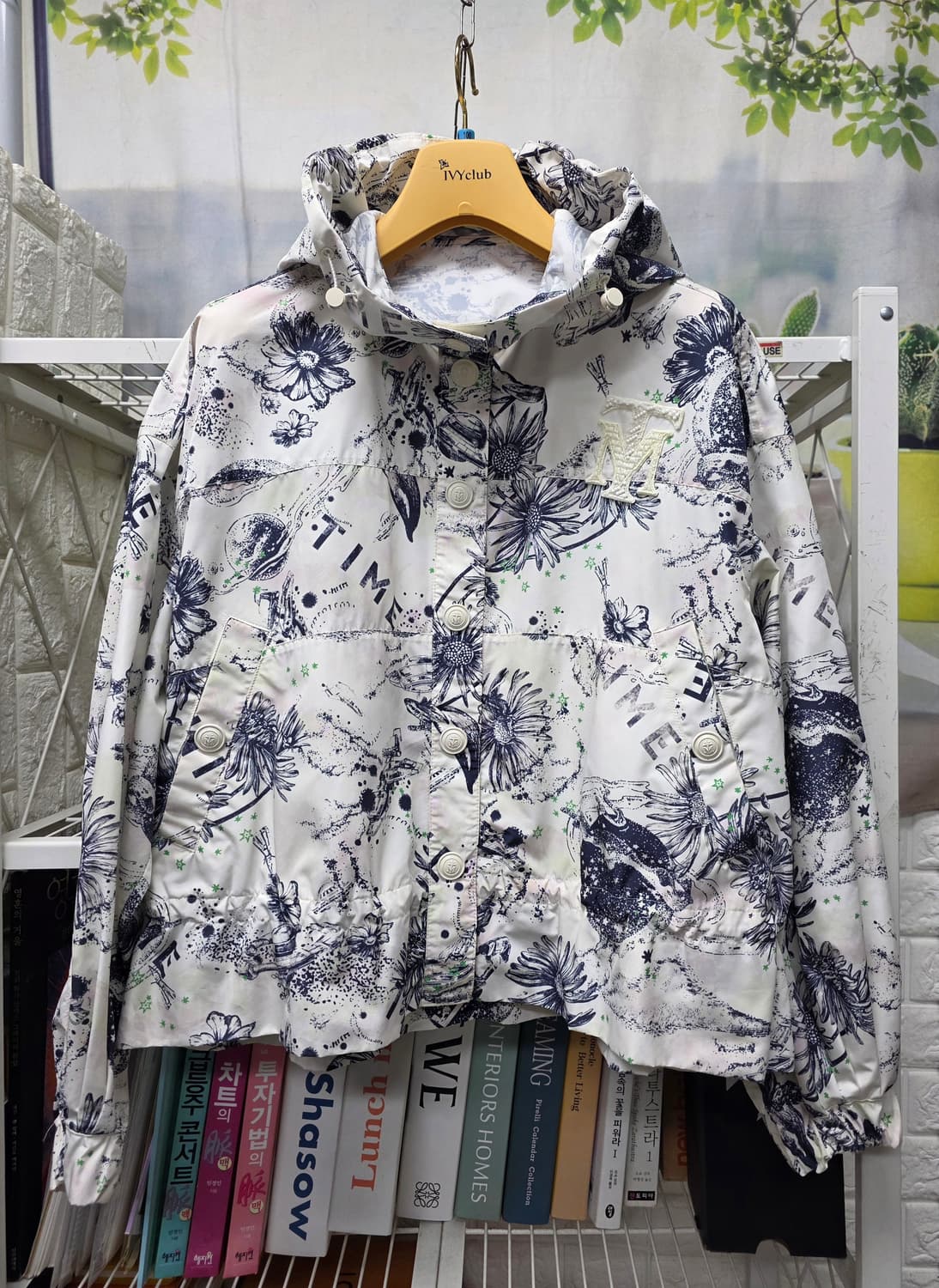 타임 여성바람막이 66 후드집업점퍼 화이트로고 플로럴 숏점퍼 WM18 상품이미지1