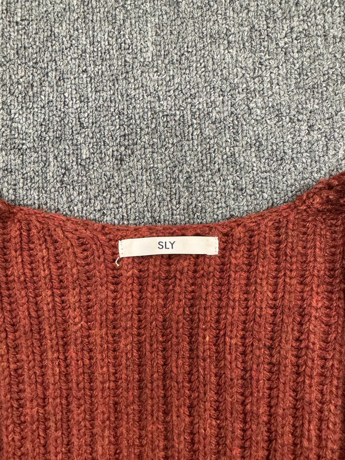 OS)SLY 빈티지 밑단 트임 브릭 컬러 니트 가디건 상품이미지3