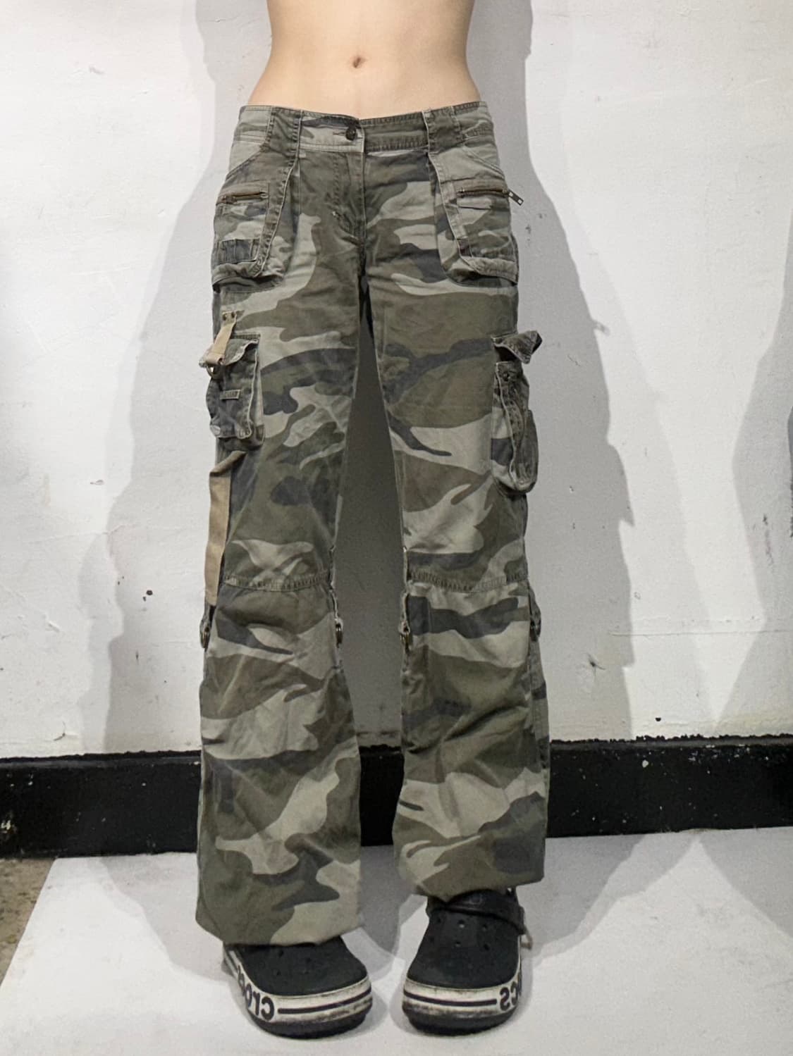 일본 빈티지 카키 카모 와이드 멀티 포켓 카고 팬츠  상품이미지2