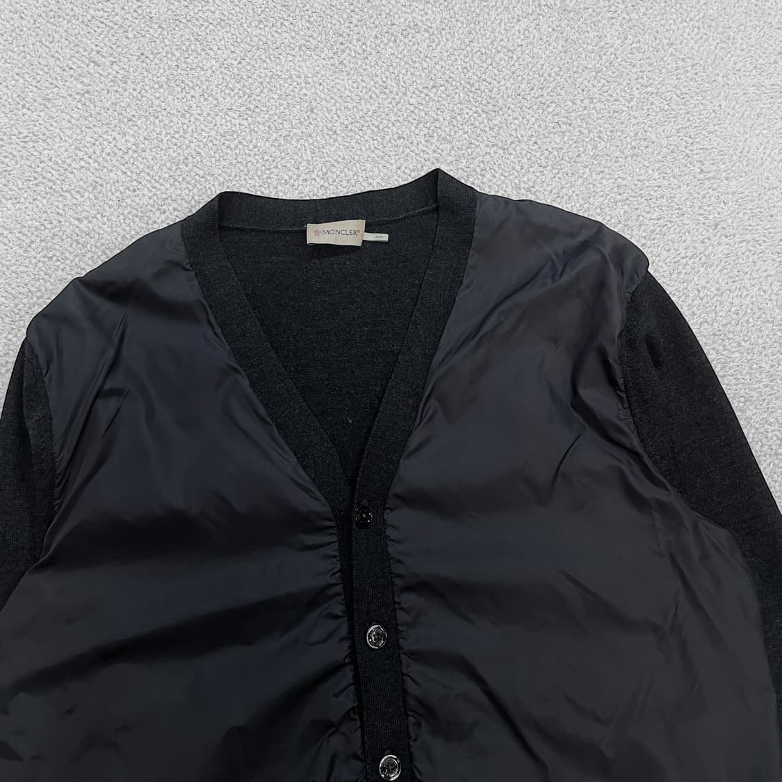 몽클레어 베이직 트리콧 가디건 니트 상품이미지3