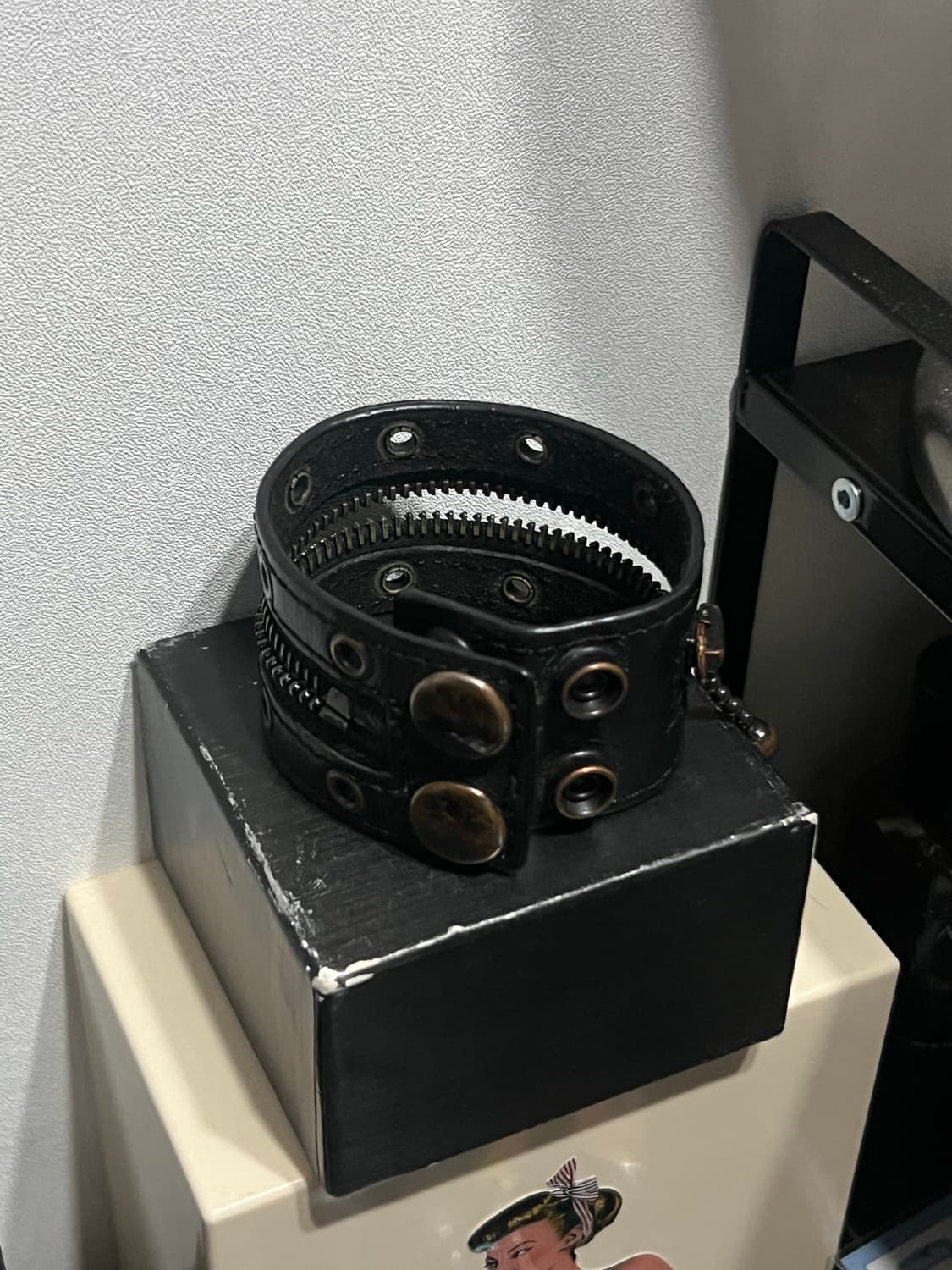 넘버나인 05ss 레더 지퍼 브레이슬릿 상품이미지1