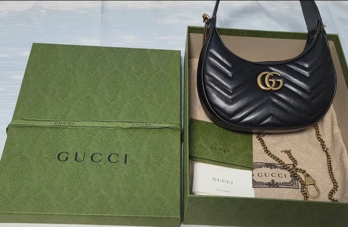 구찌 GG 마몽 하프문 미니 숄더백 블랙 상품이미지1
