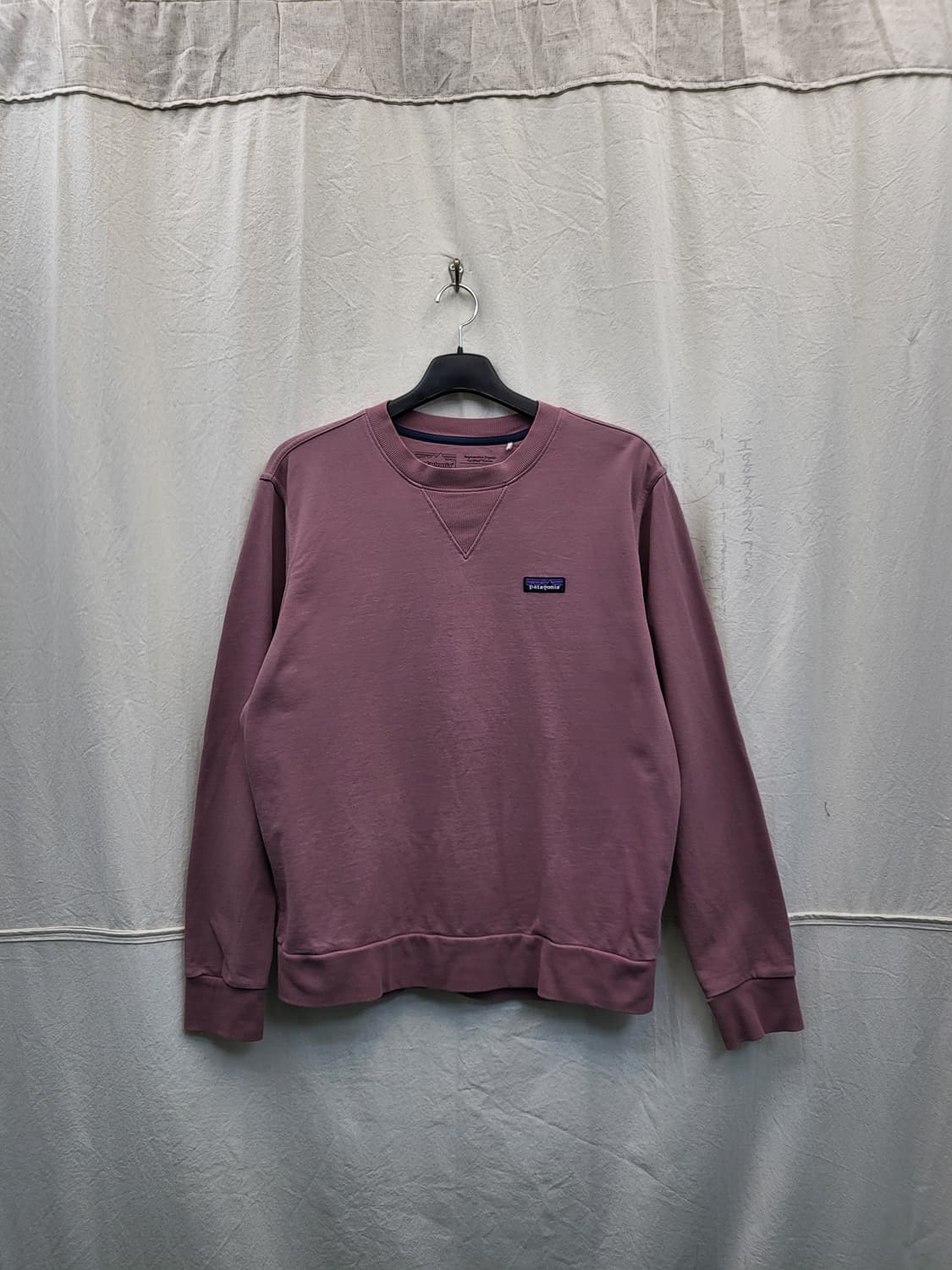 파타고니아 핑크 맨투맨 상품이미지1