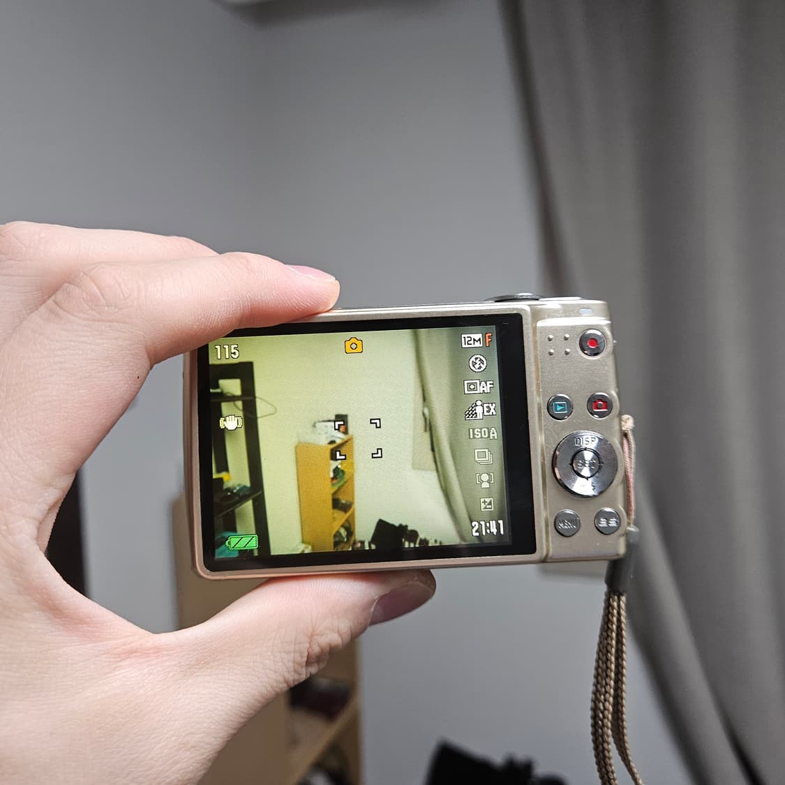 [태연 방지민 디카] 카시오 엑슬림 EX-Z400 골드 빈티지 디카 상품이미지3