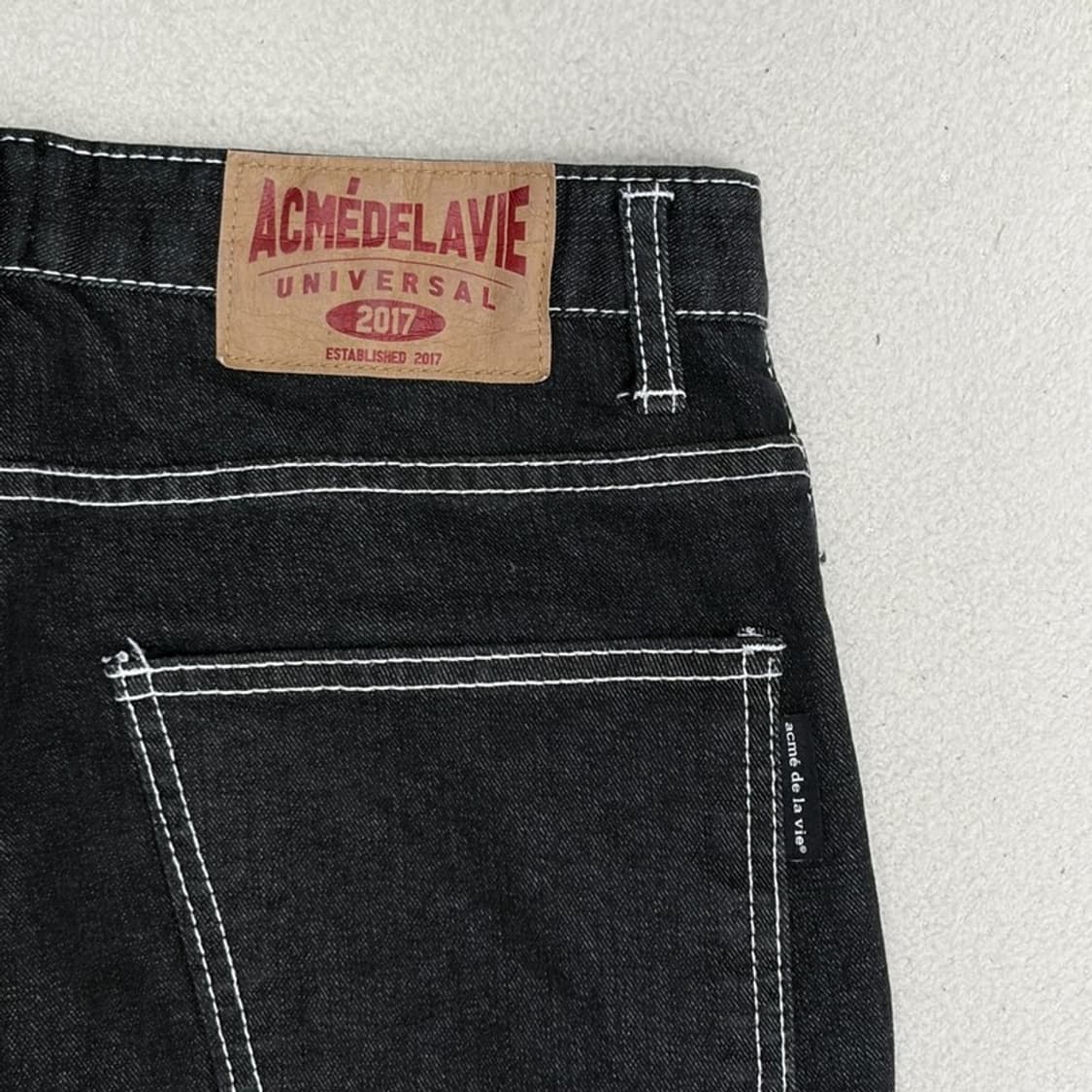 ACME DE LA VIE 블랙 생지 데님 팬츠 1 상품이미지7