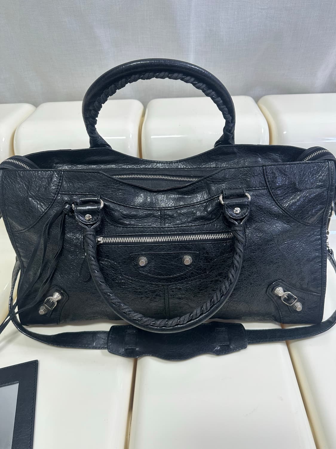 [A 정품] 발렌시아가 시티 모터백 파트타임 블랙 상품이미지4