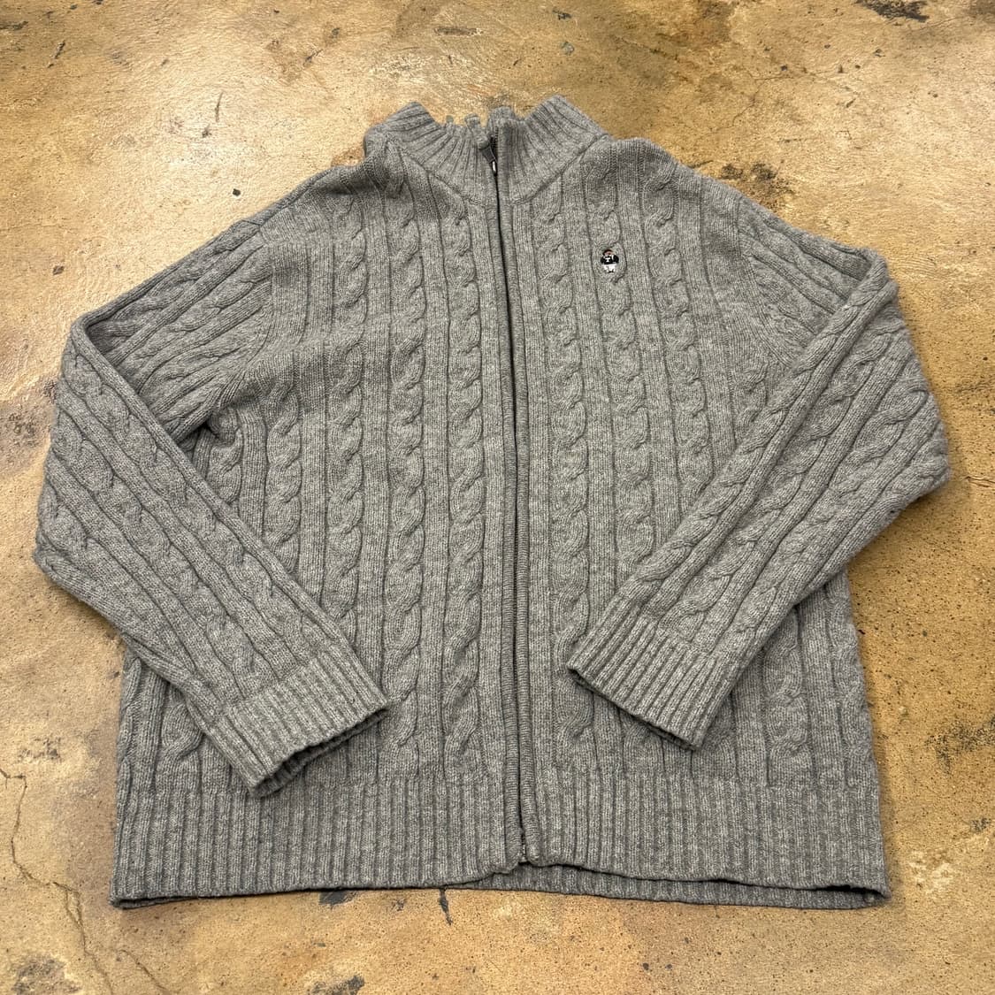 티니위니 그레이 꽈배기 니트 집업  상품이미지2