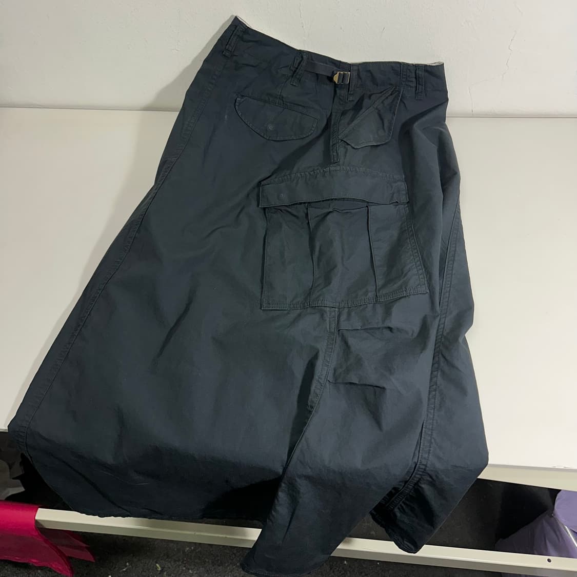 1 우먼M 빔스보이즈 먹색 A라인 부스럭면 카고스커트 상품이미지1