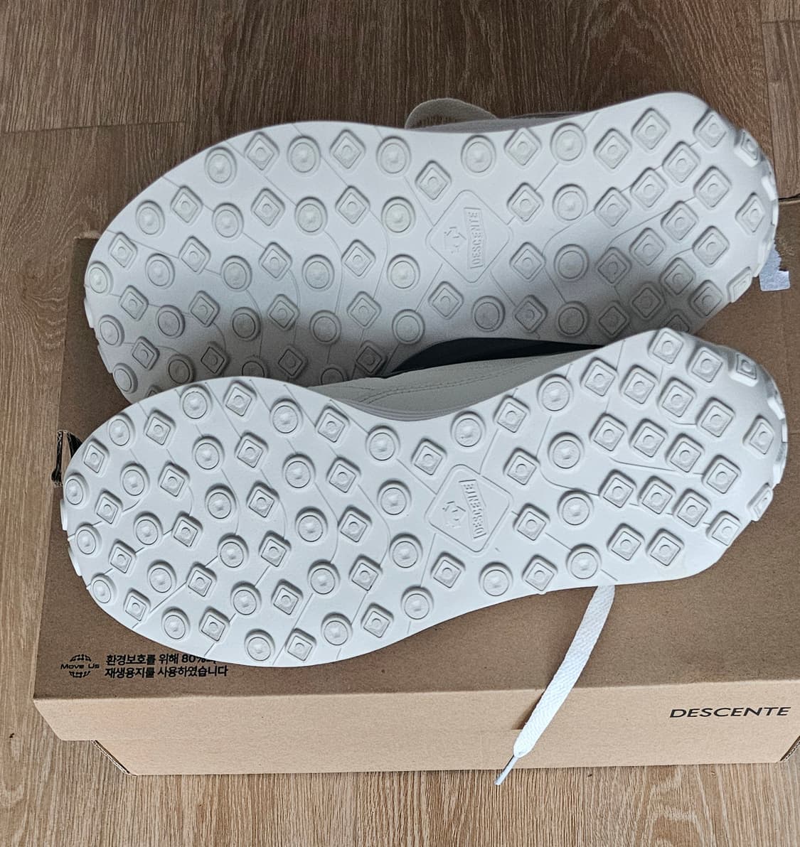 데상트 크론레이서 스니커즈 260새상품 상품이미지4