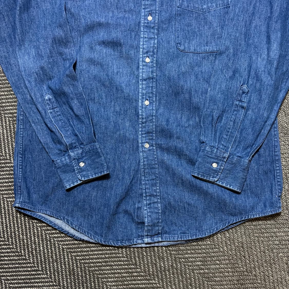 더 배기 버튼다운 데님 셔츠 상품이미지3