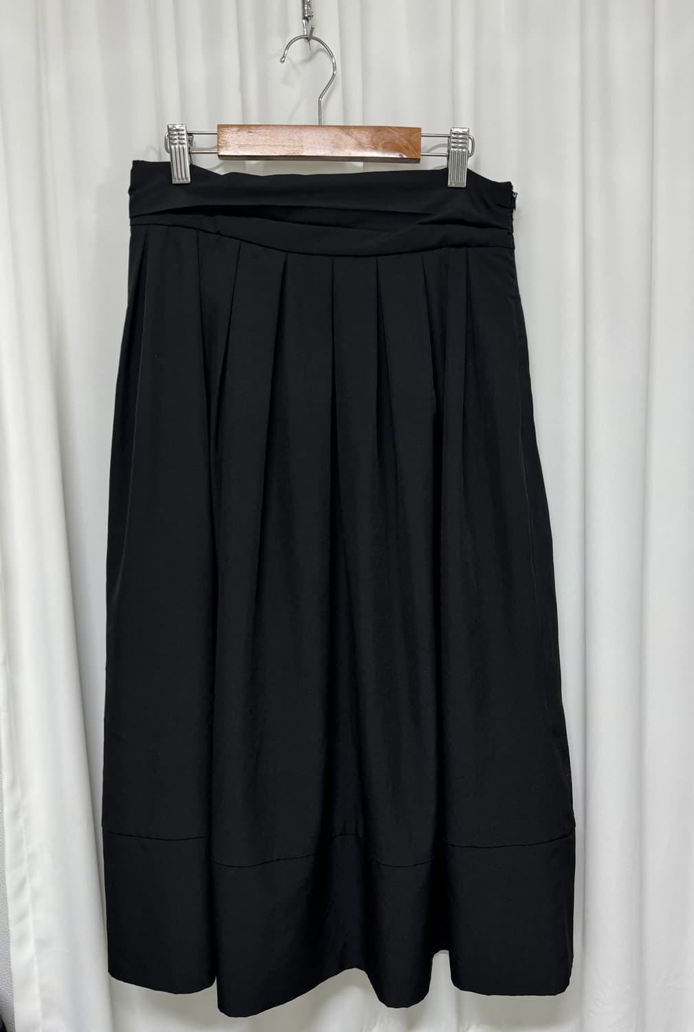 L'ECCOVE 레코브 블랙 롱스커트  상품이미지5