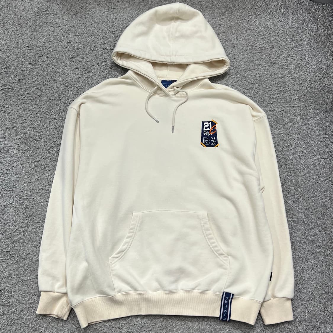 [100-105] 로맨틱크라운 후드티 상품이미지2