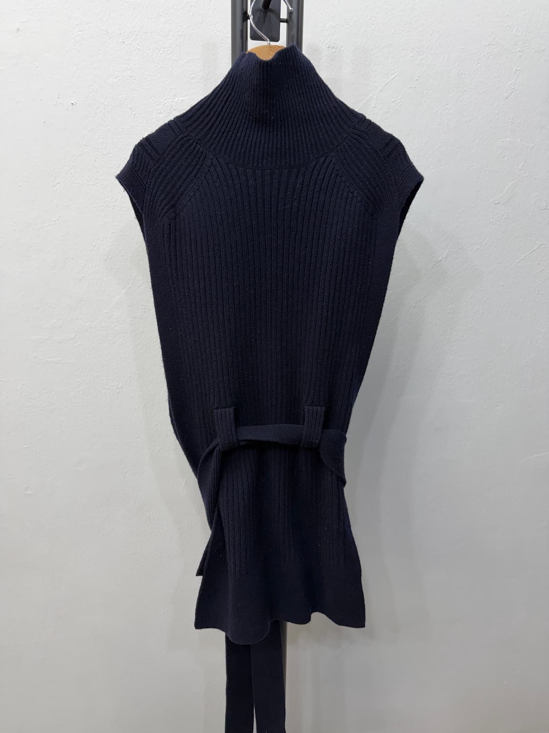 정품) COS 네이비 니트 랩 베스트 55 상품이미지5