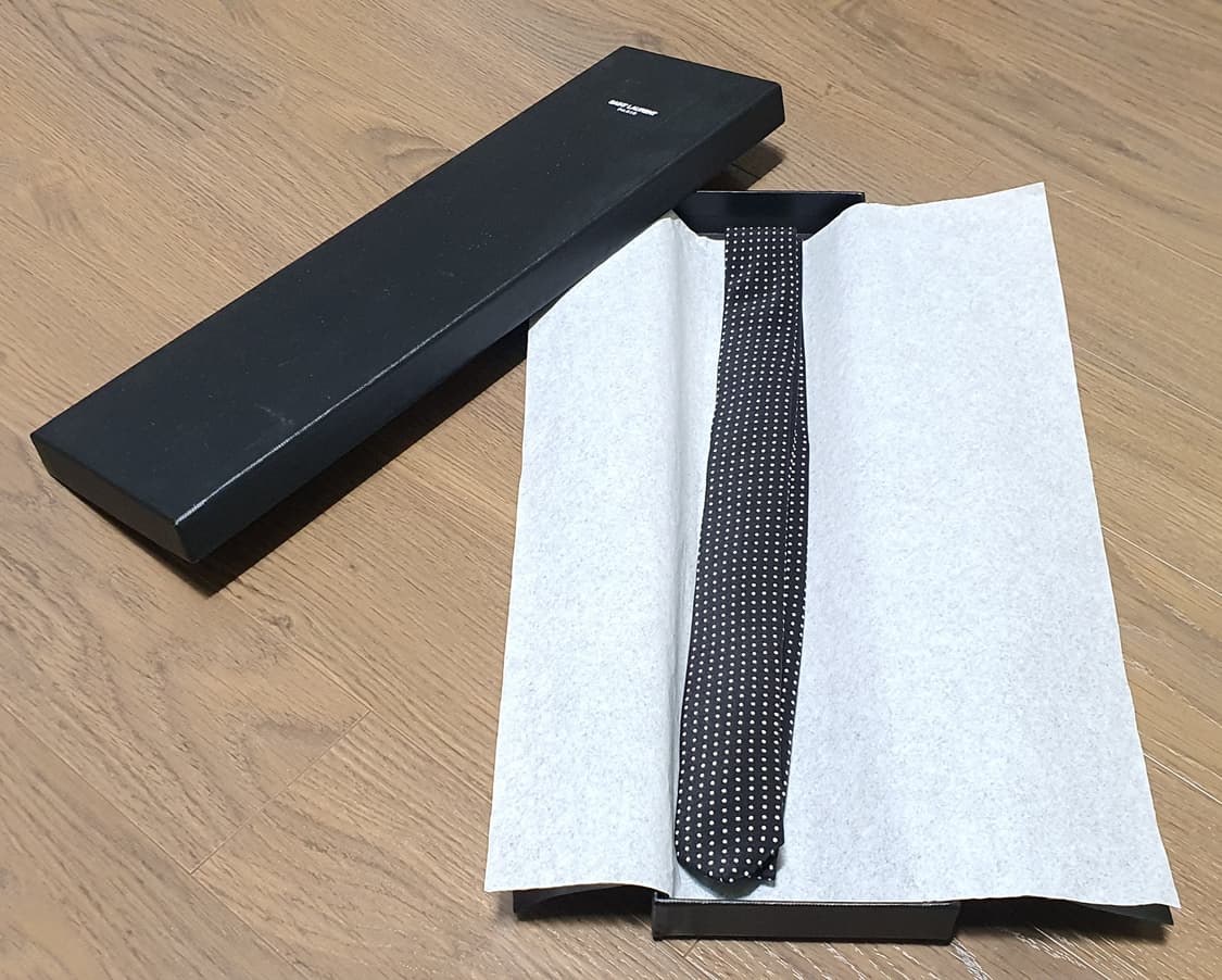 생로랑 에디슬리먼 도트 스키니 타이 F 넥타이 상품이미지8