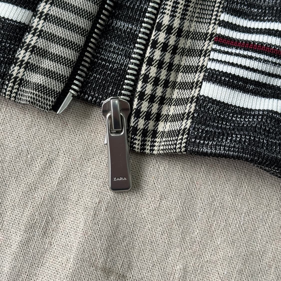 자라 18FW 컬랙션 체크자켓 M 상품이미지4