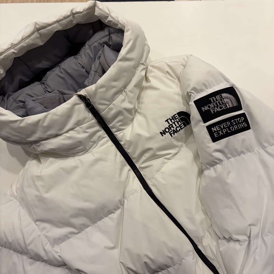 [S] 노스페이스 아스펜 화이트 패딩 점퍼 후드 C48 상품이미지3