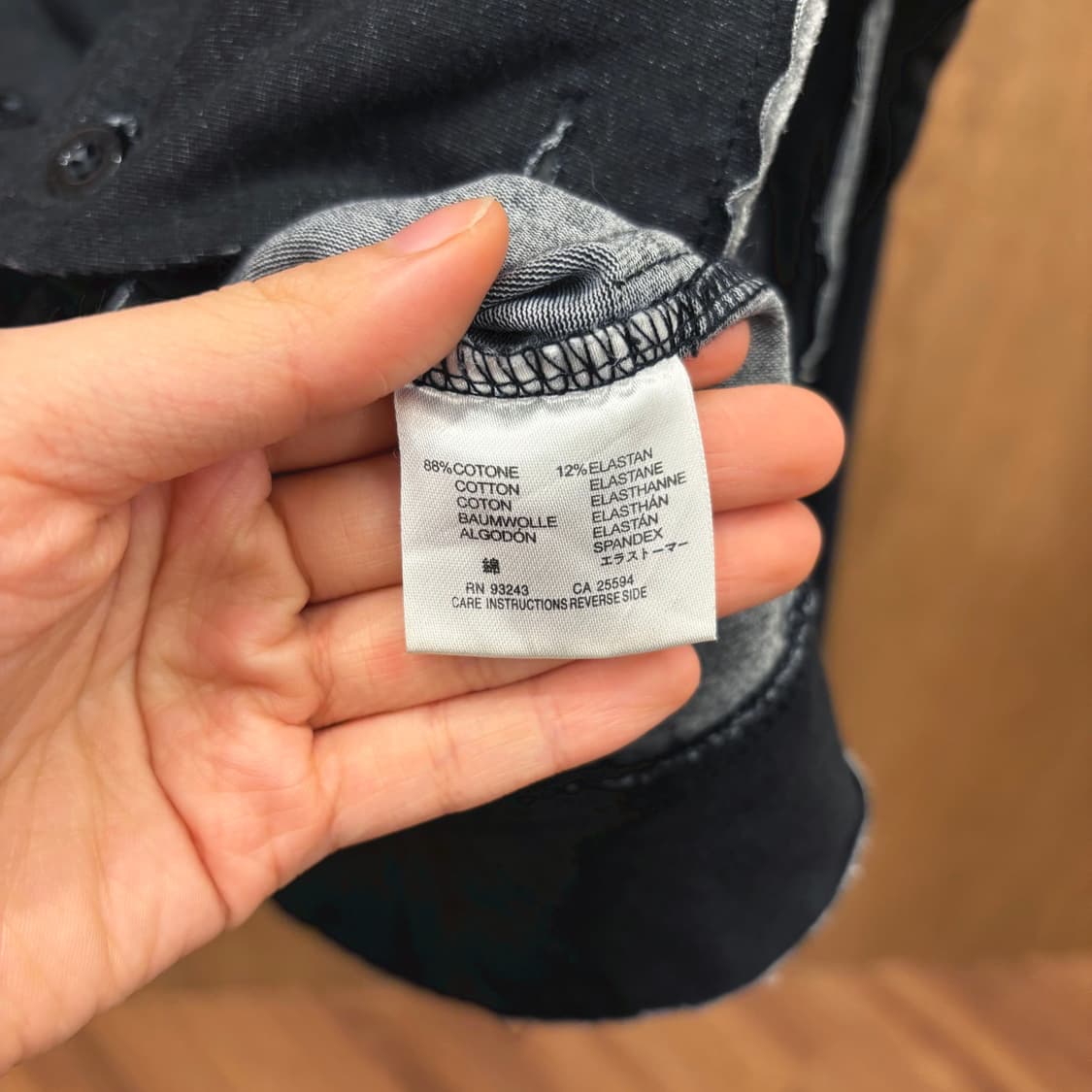 아르마니 진스 캐쥬얼 스트레치 코튼 자켓 메탈 아이렛 버튼 디테일 블랙 상품이미지9