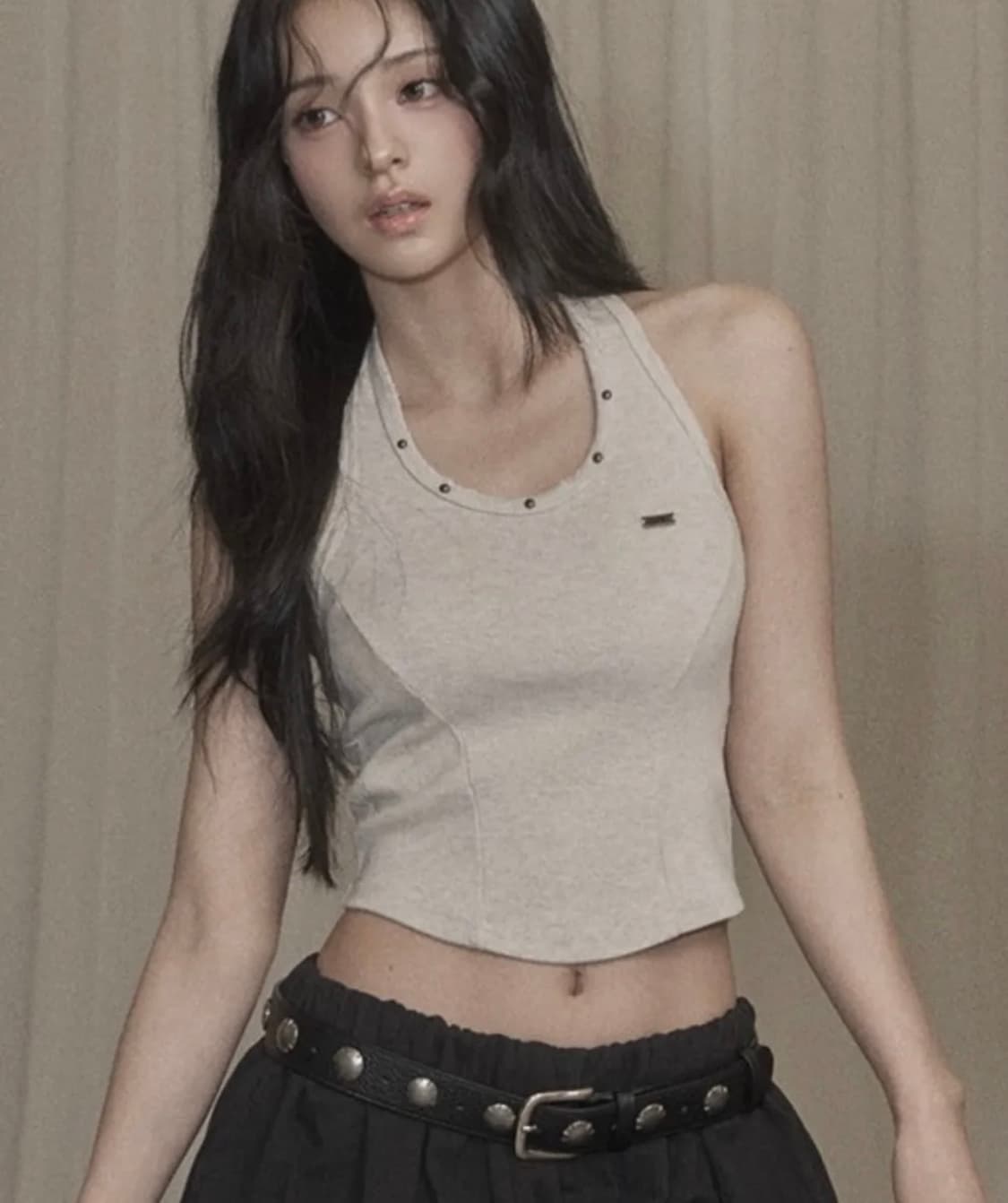 카키포인트 damage stud halter top beige 상품이미지1